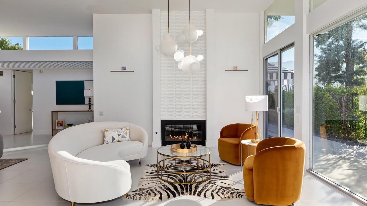 Photo of Livingroom in Indian Canyon