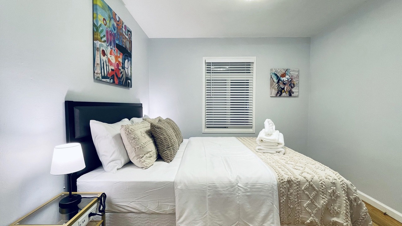 Photo of Bedroom in North Central