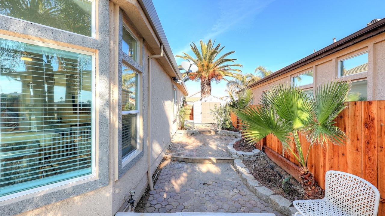 Photo of Patio Balcony in Discovery Bay