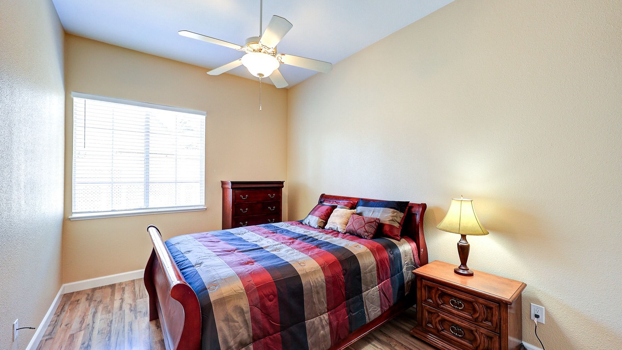Photo of Bedroom in Discovery Bay