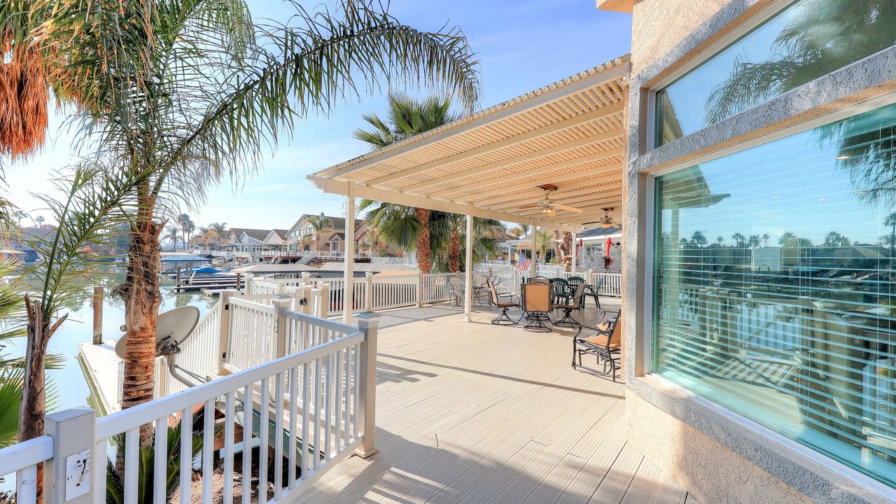 Photo of Patio Balcony in Discovery Bay