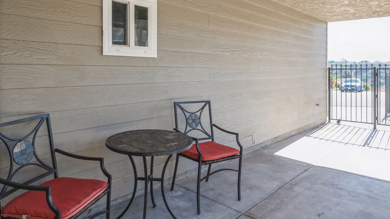 Photo of Patio Balcony in Encanto