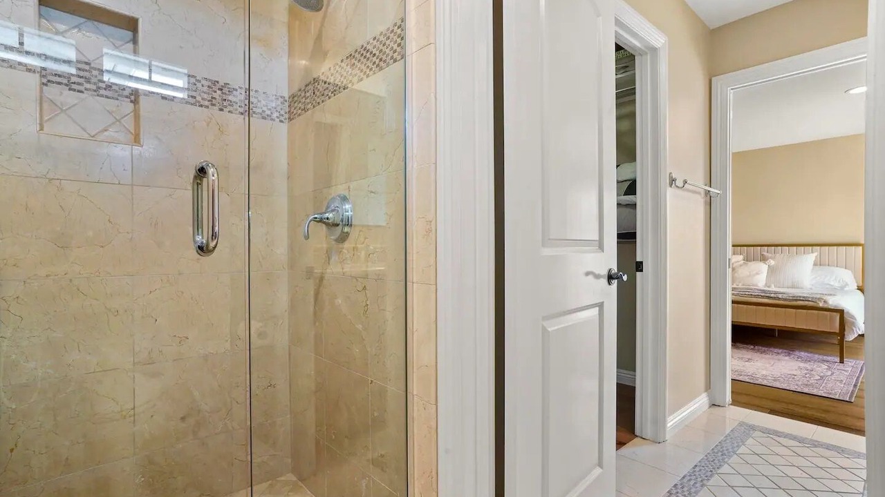 Photo of Bathroom in Bay Park