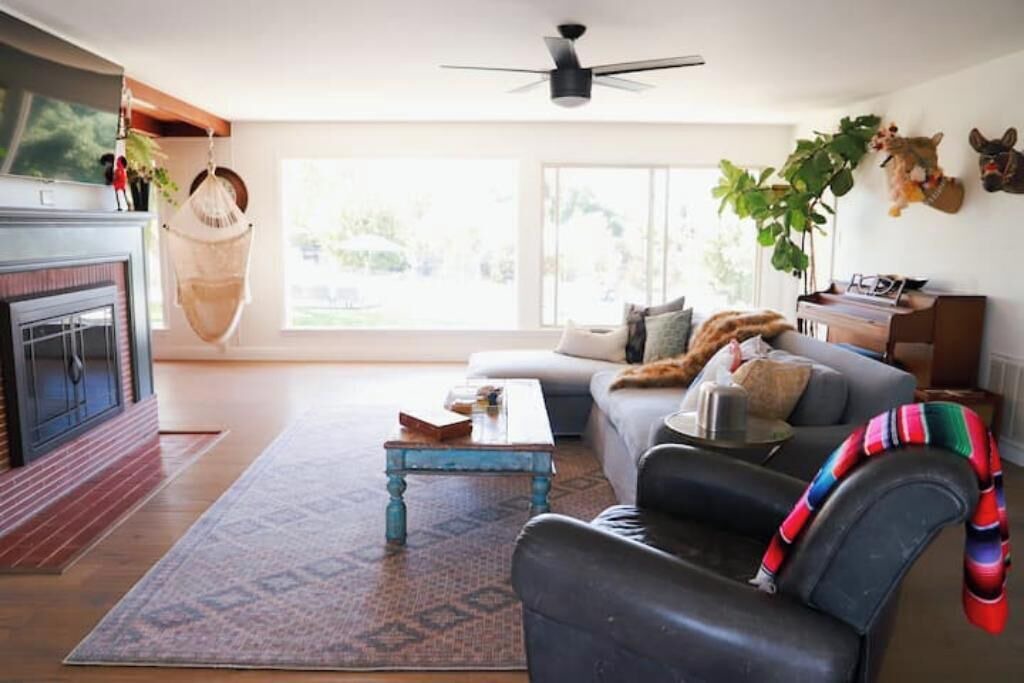 Photo of Livingroom in Vista