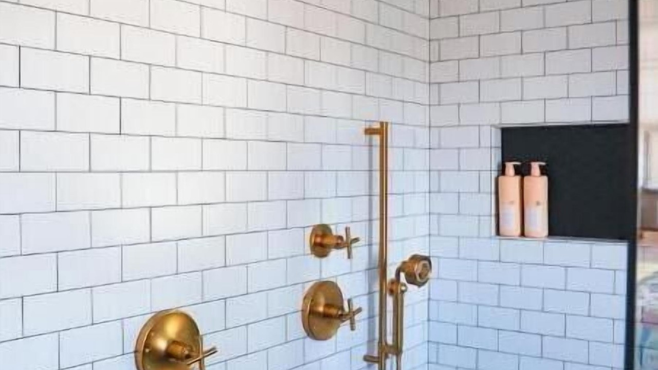 Photo of Bathroom in Vista