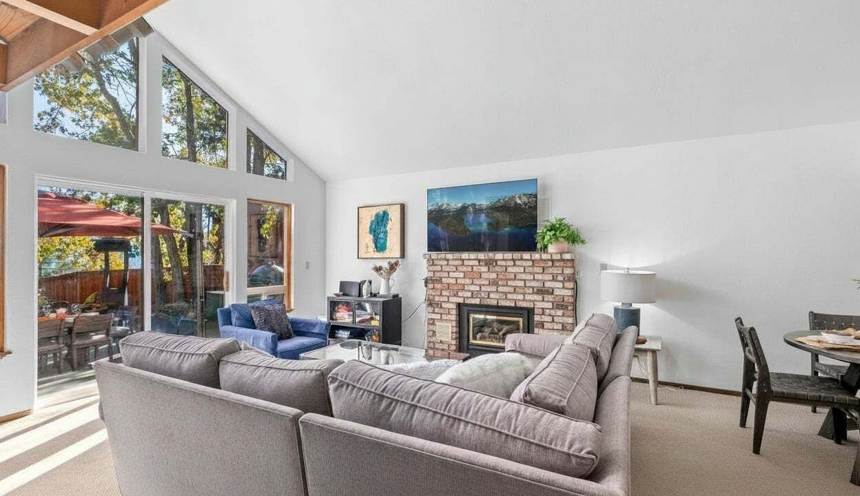 Photo of Livingroom in Tahoe Vista
