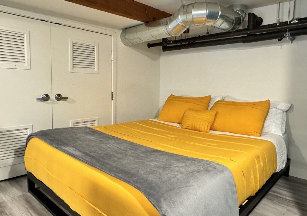 Photo of Bedroom in Santa Ana