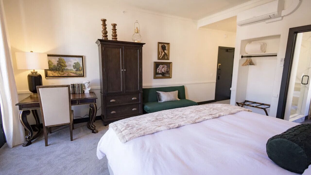 Photo of Bedroom in Nevada City