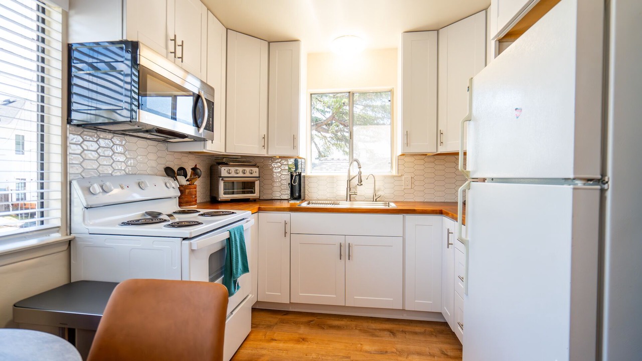 Photo of Kitchen in Railroad District