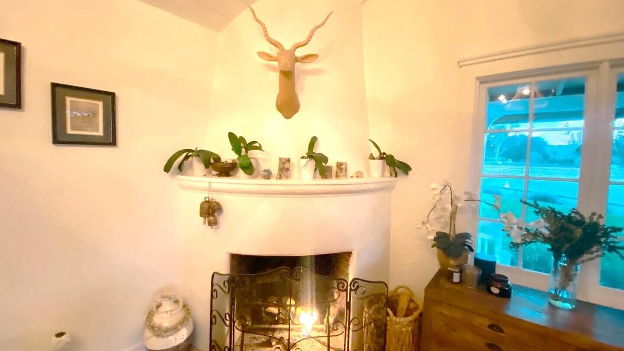Photo of Livingroom in Ballard