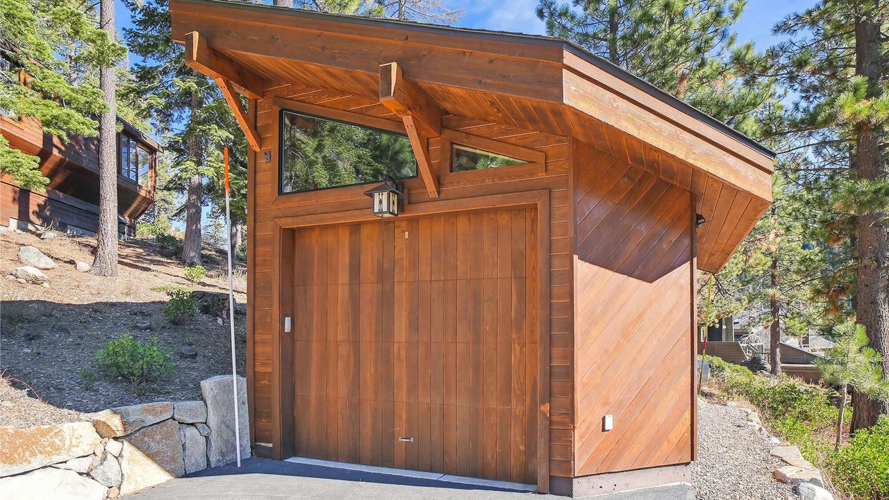 Photo of Outdoor in Alpine Meadows