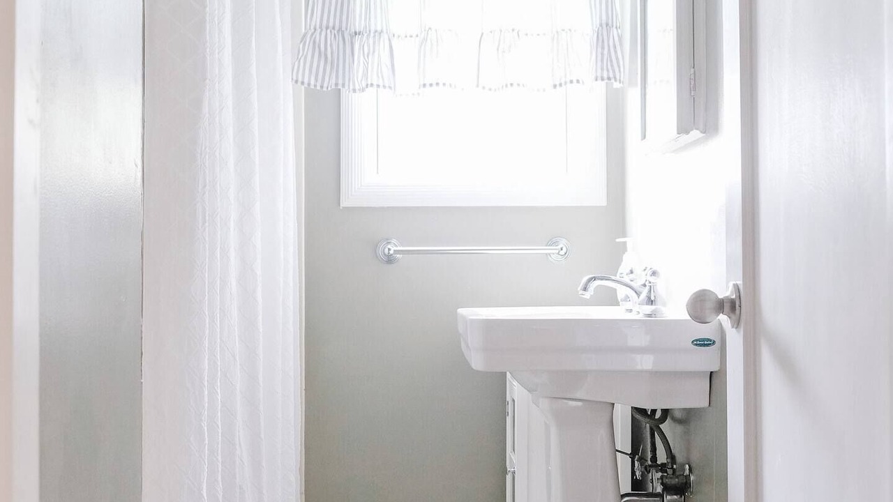 Photo of Bathroom in Vallejo