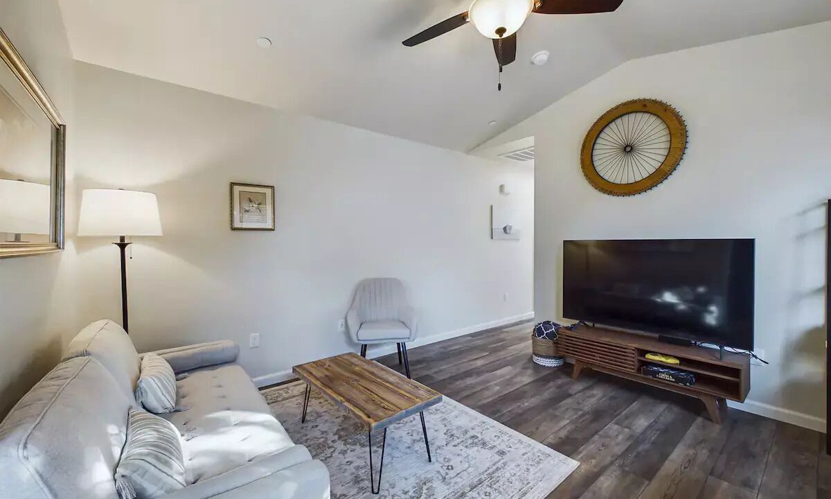 Photo of Livingroom in McKinleyville