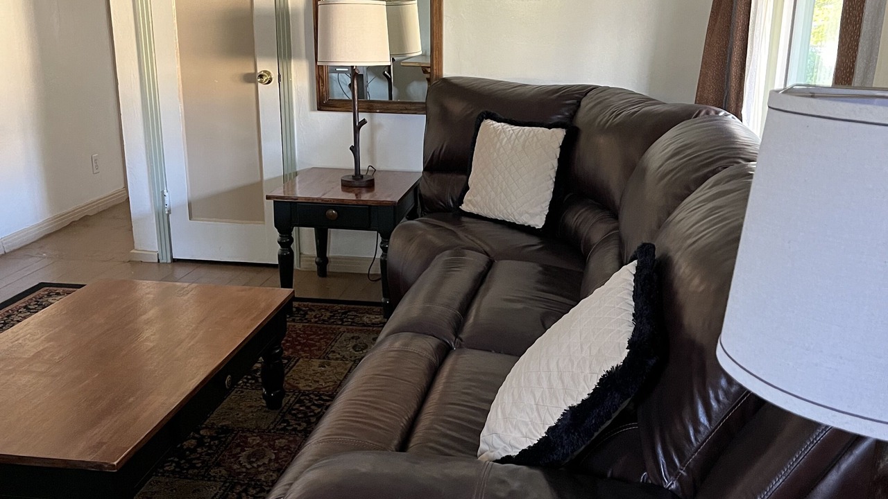 Photo of Livingroom in Kernville