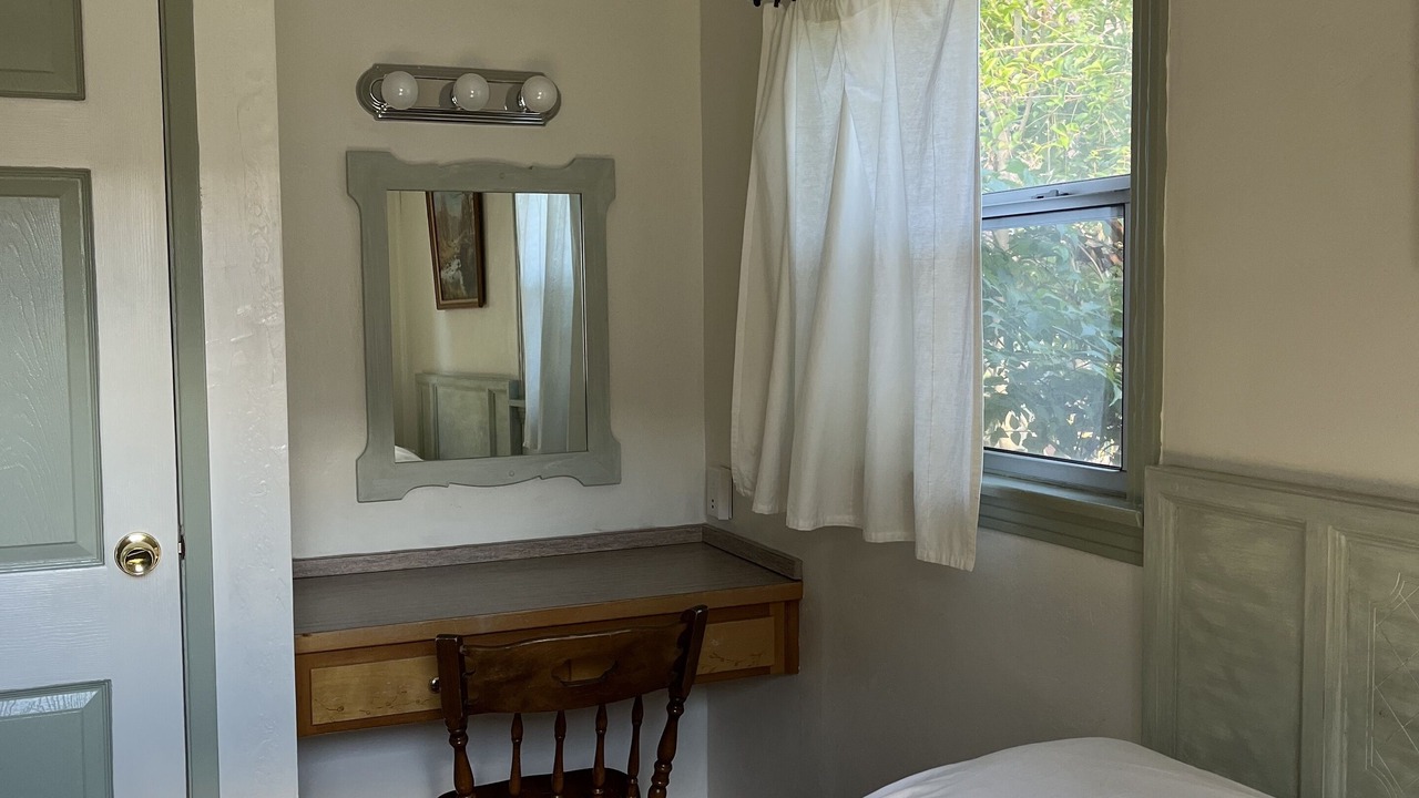 Photo of Bedroom in Kernville