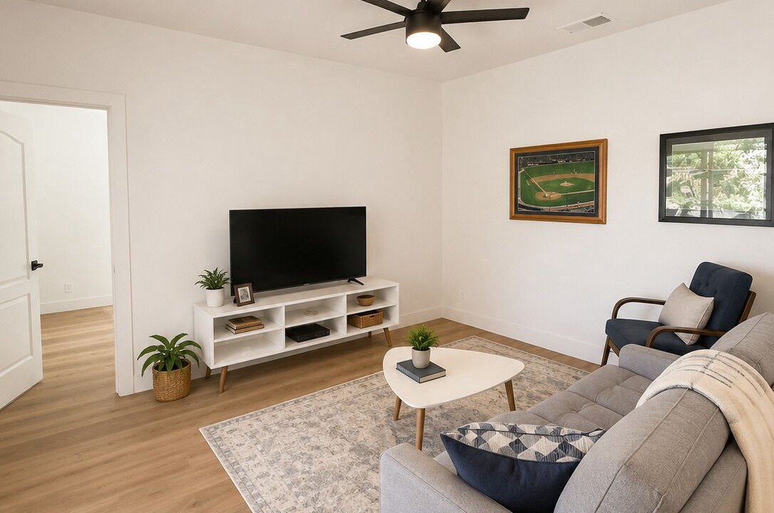 Photo of Livingroom in Davis