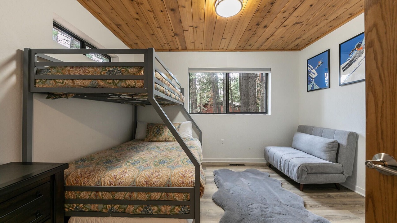 Photo of Bedroom in Chamberlands
