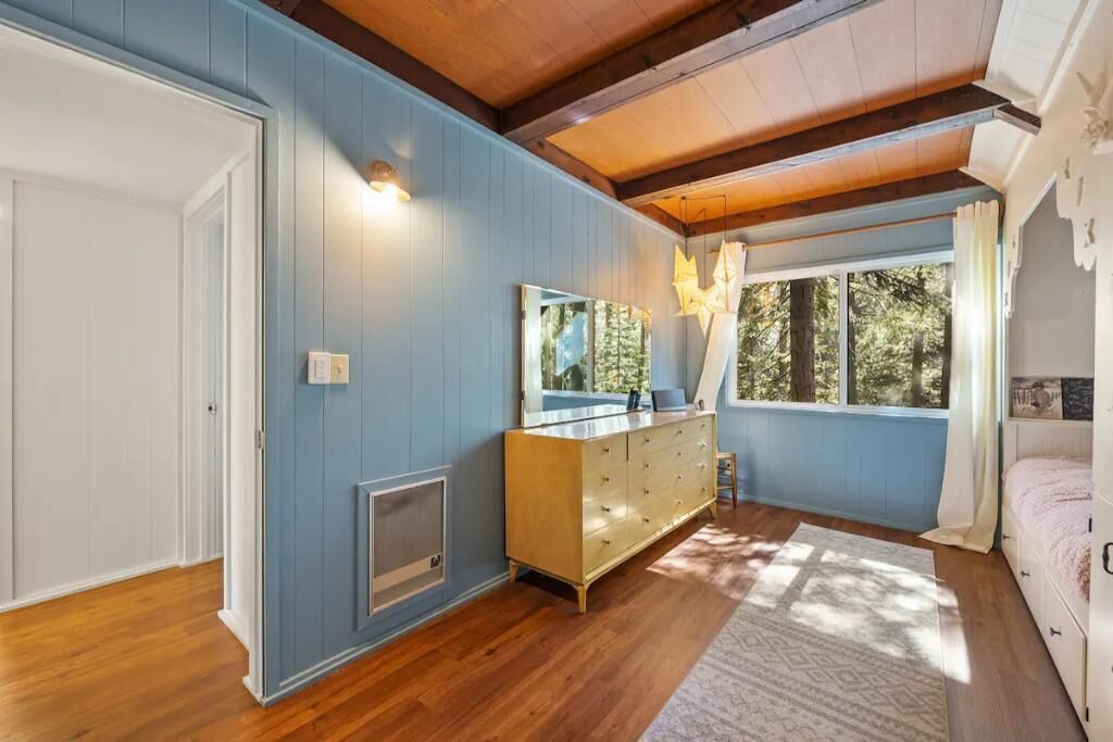 Photo of Bedroom in Serene Lakes