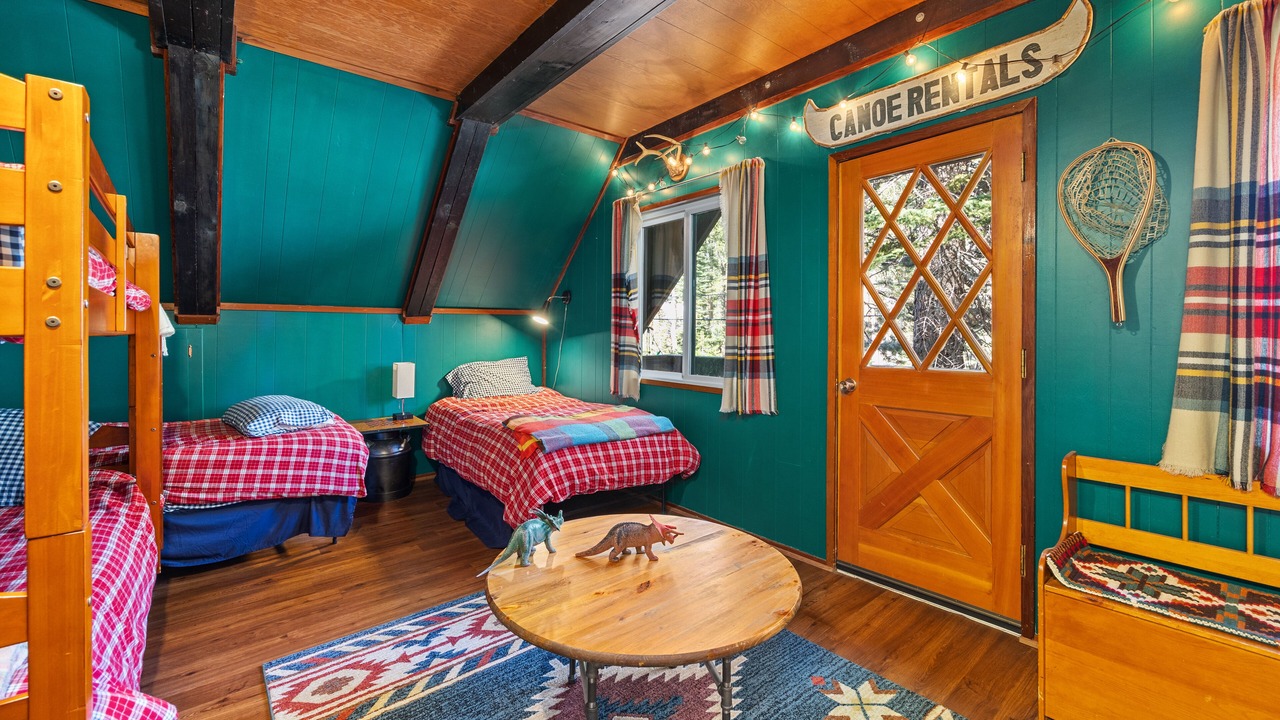 Photo of Bedroom in Serene Lakes