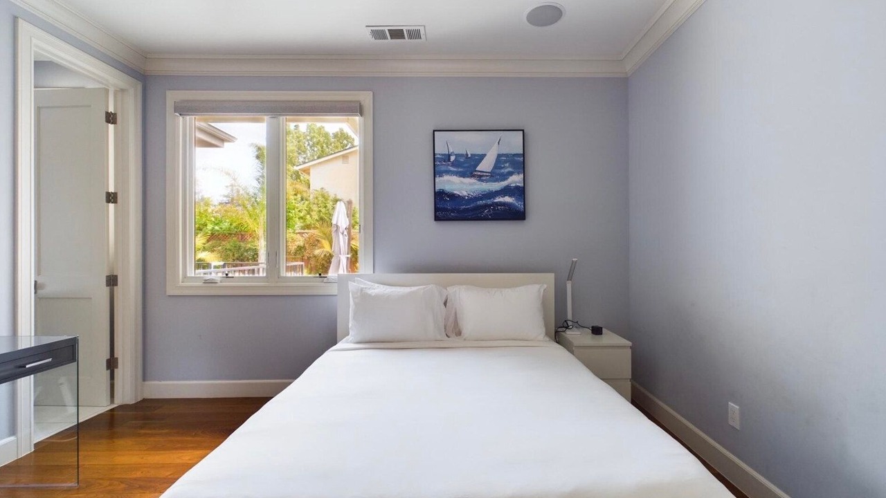 Photo of Bedroom in Saratoga