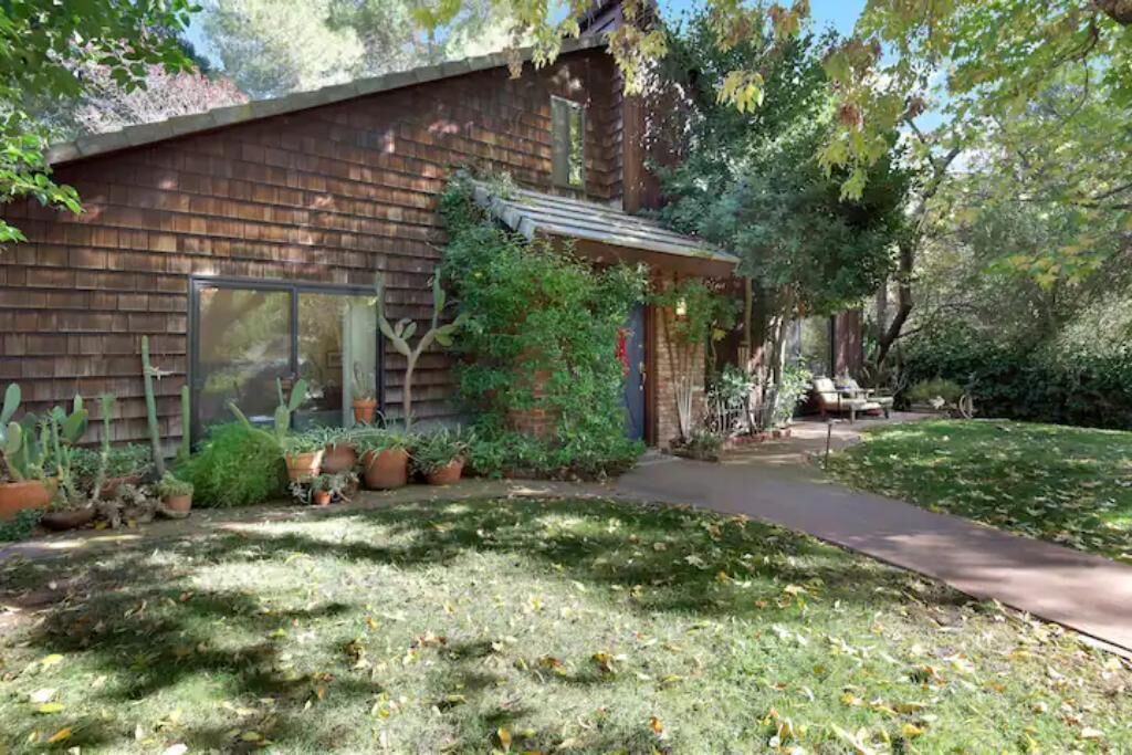 Photo of Others in Old Topanga