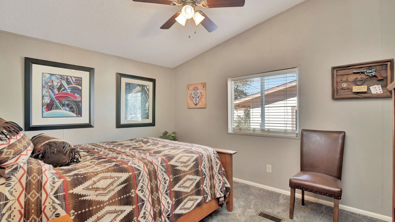 Photo of Bedroom in Williamson