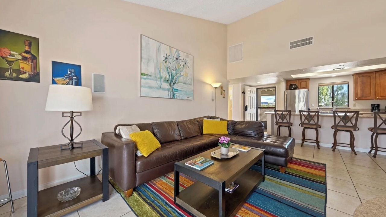 Photo of Livingroom in Palm Desert