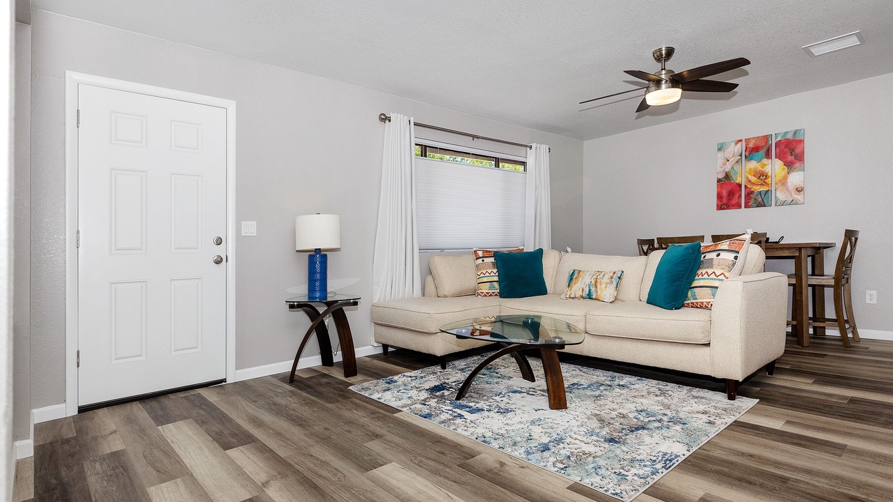 Photo of Livingroom in Prescott Valley Units