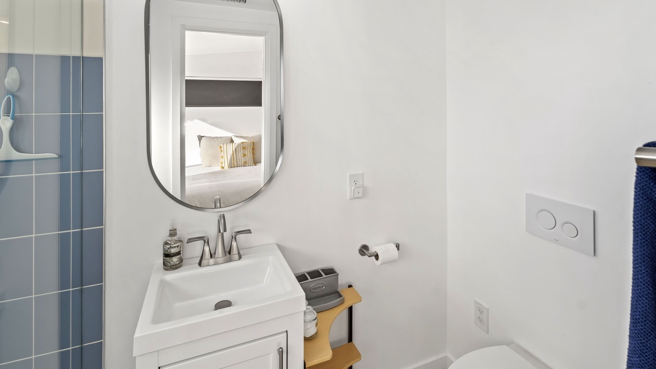 Photo of Bathroom in East Side Capistrano