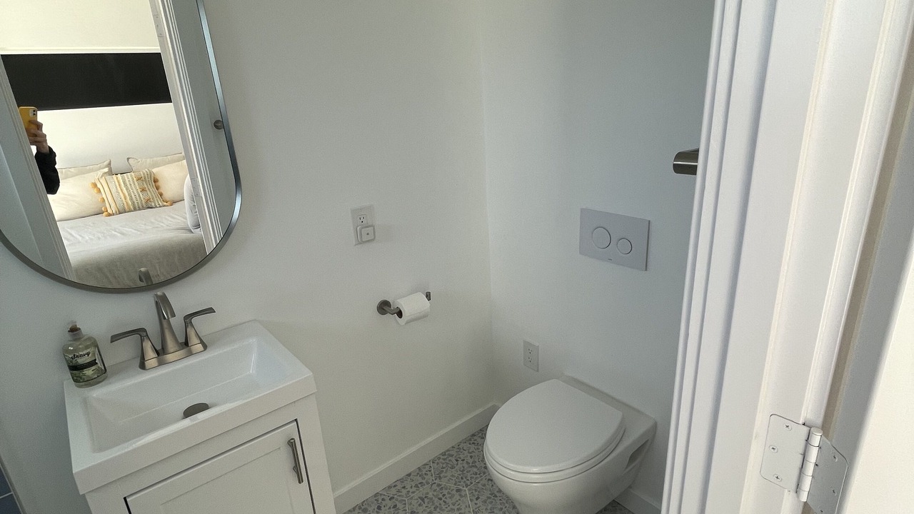 Photo of Bathroom in East Side Capistrano