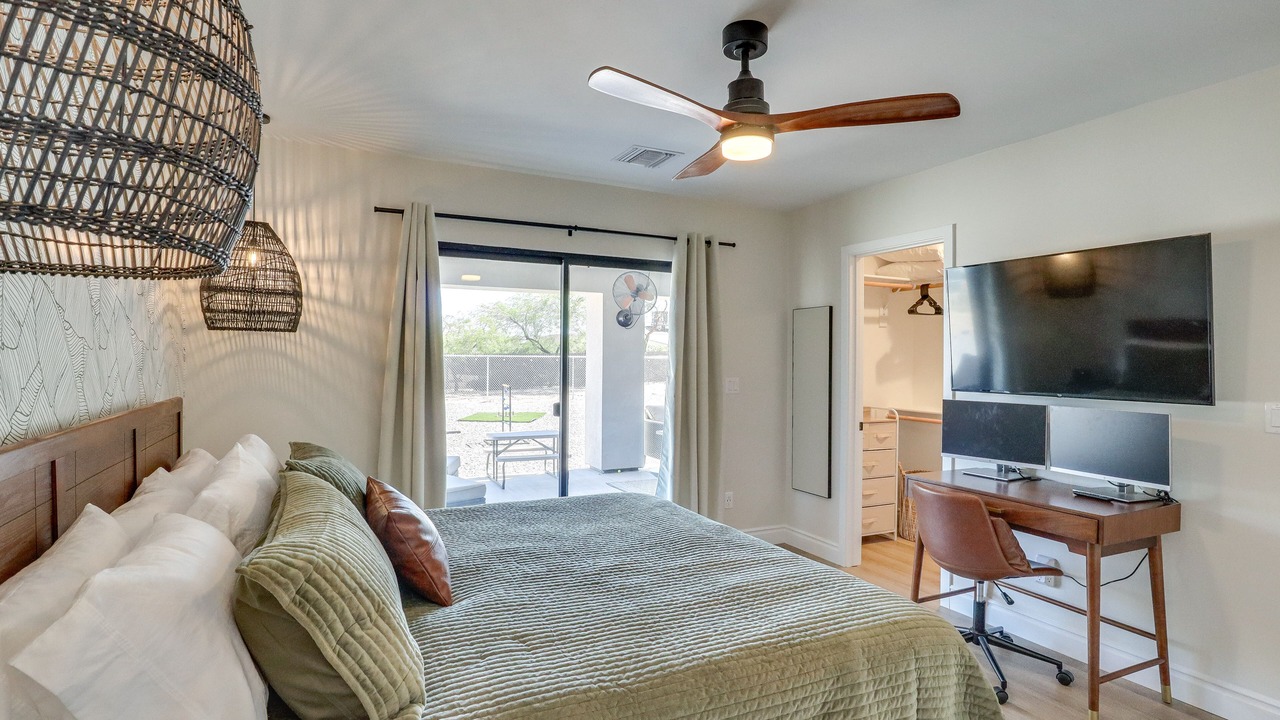 Photo of Bedroom in Topock