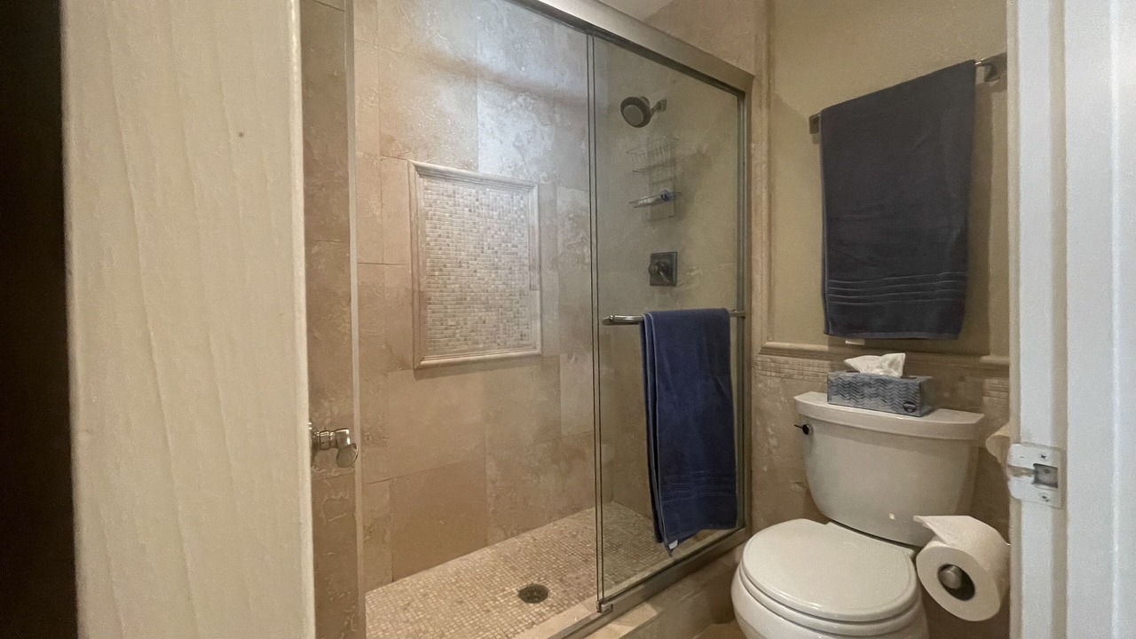Photo of Bathroom in Allied Gardens