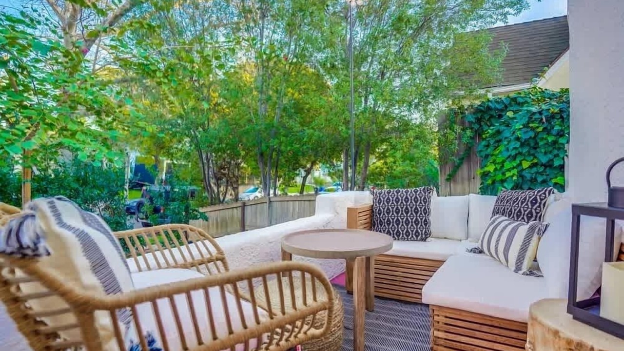 Photo of Patio Balcony in Fairfax District