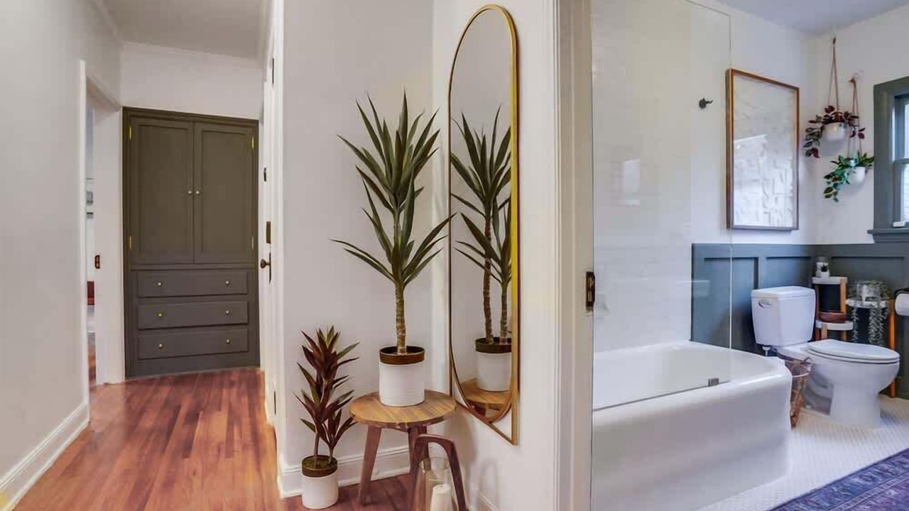 Photo of Bathroom in Fairfax District