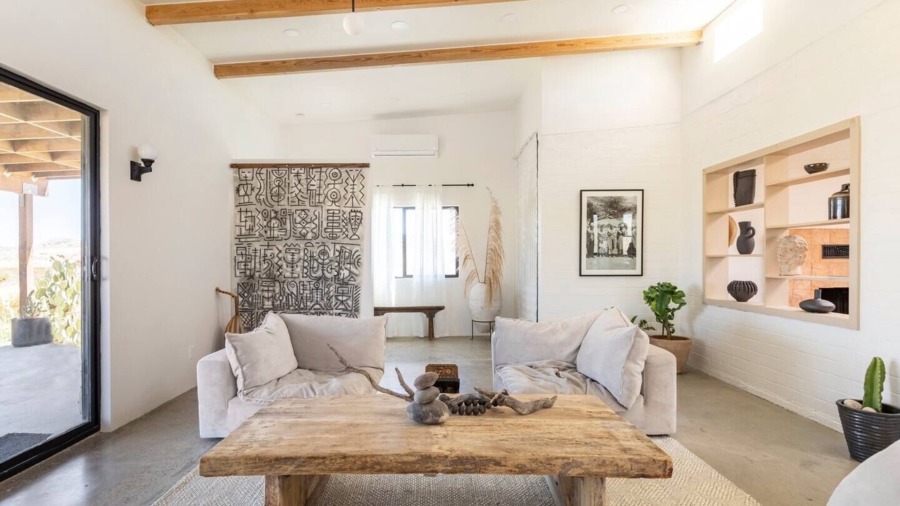 Photo of Livingroom in Yucca Valley