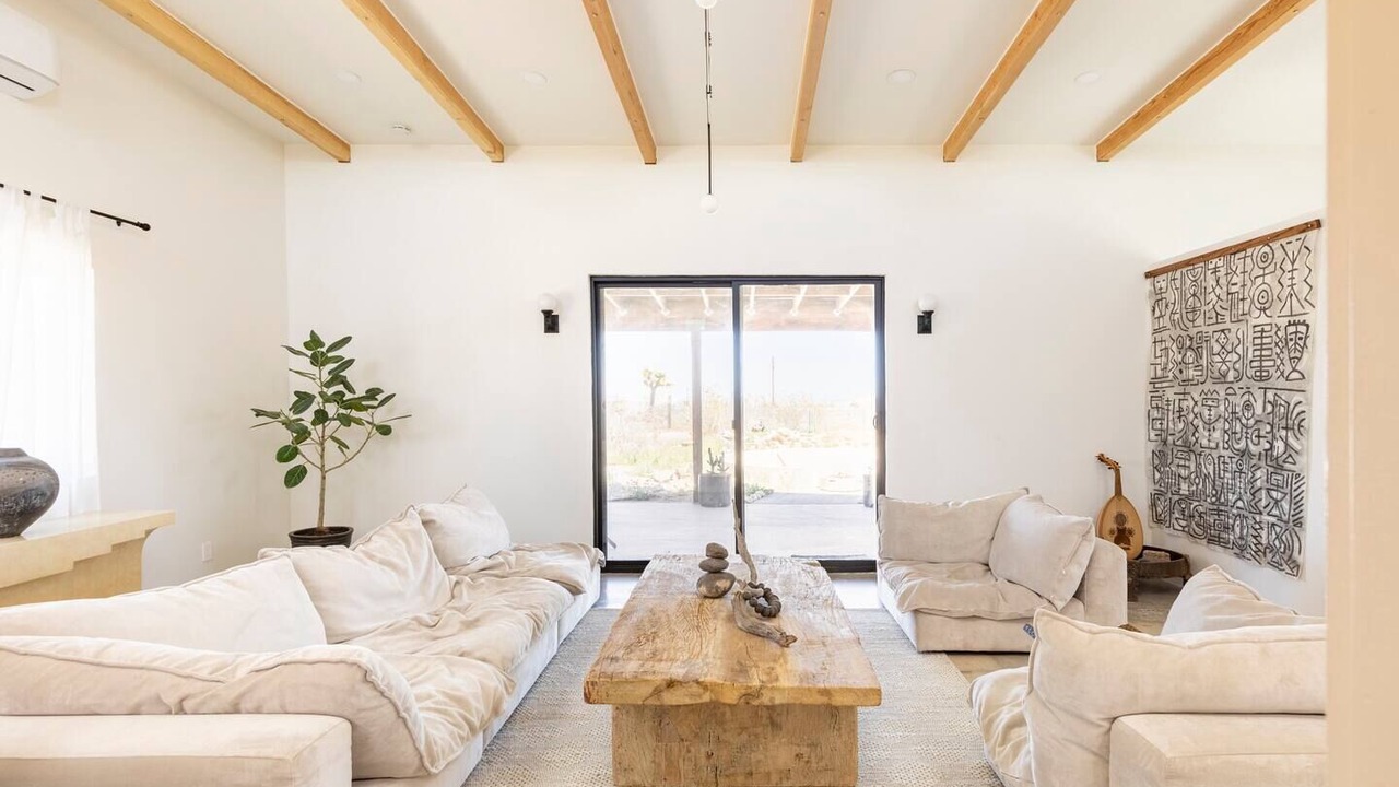 Photo of Livingroom in Yucca Valley