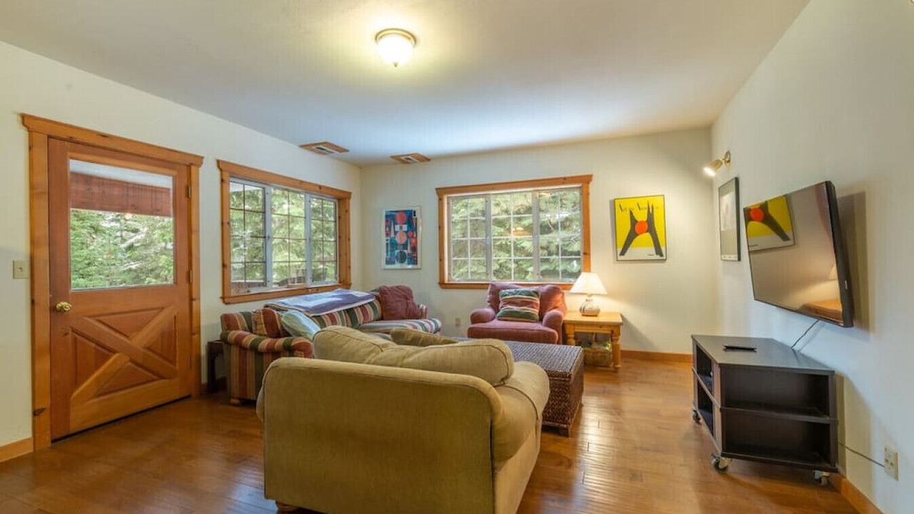 Photo of Livingroom in Truckee