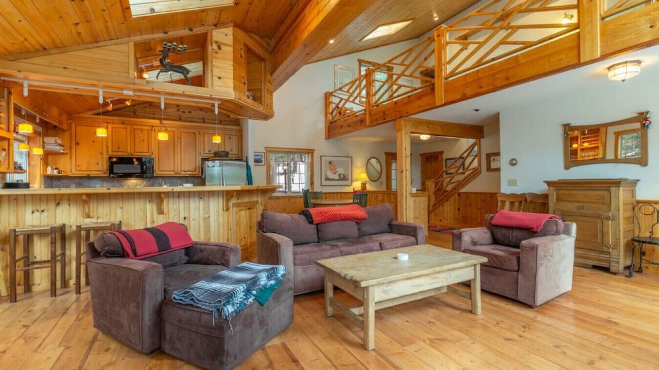 Photo of Livingroom in Truckee