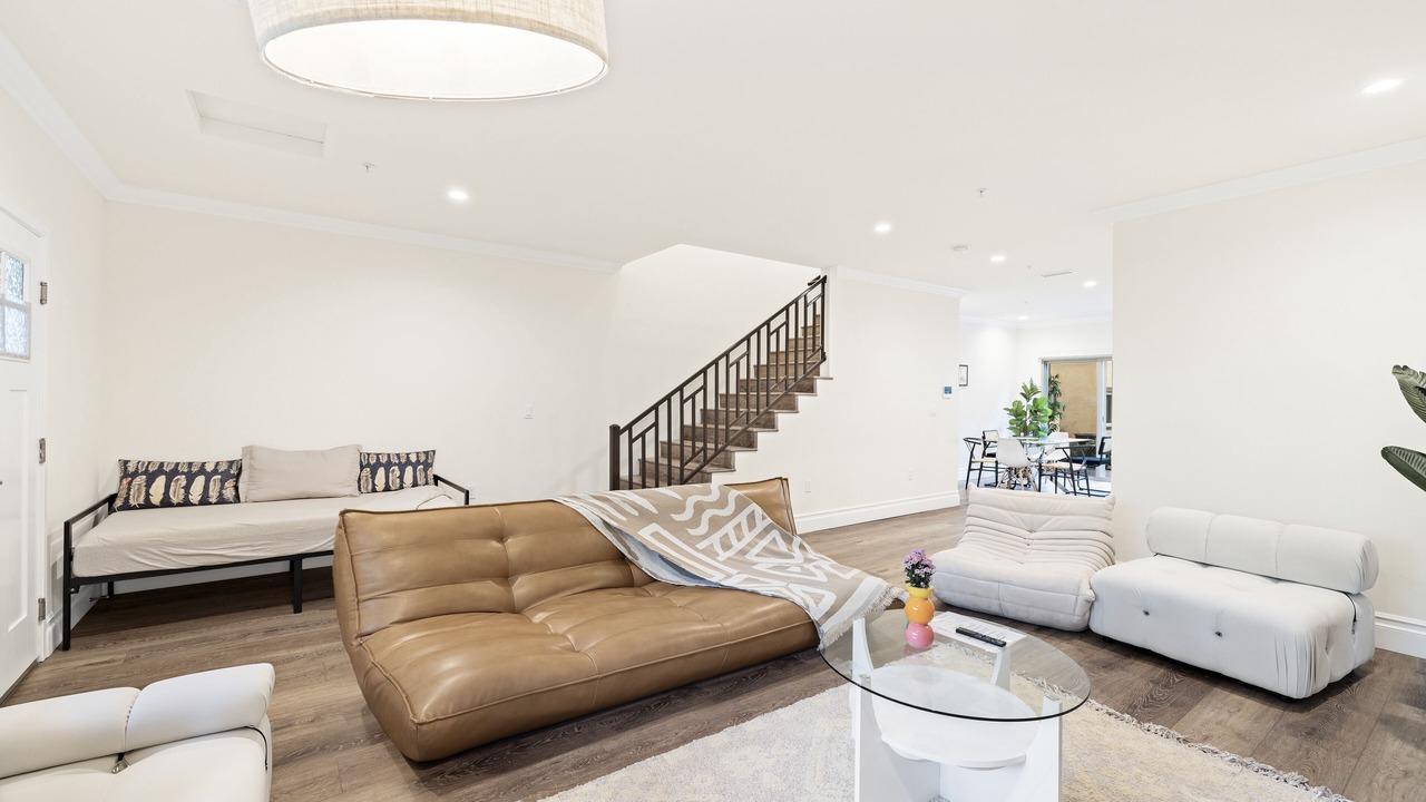 Photo of Livingroom in Lamanda Park