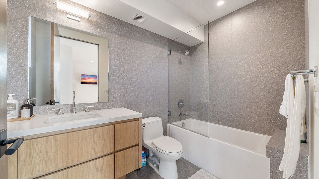 Photo of Bathroom in Beverly Hills