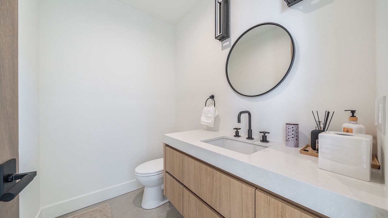 Photo of Bathroom in Beverly Hills
