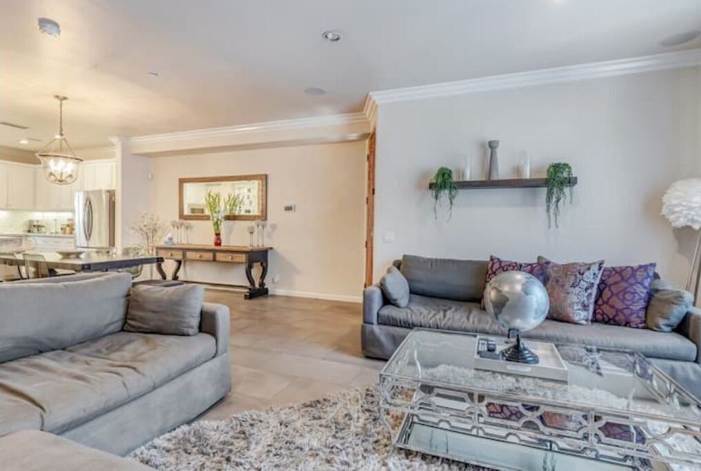 Photo of Livingroom in Bankers Hill