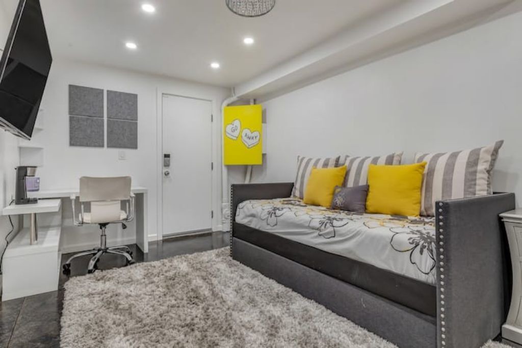 Photo of Bedroom in Bankers Hill