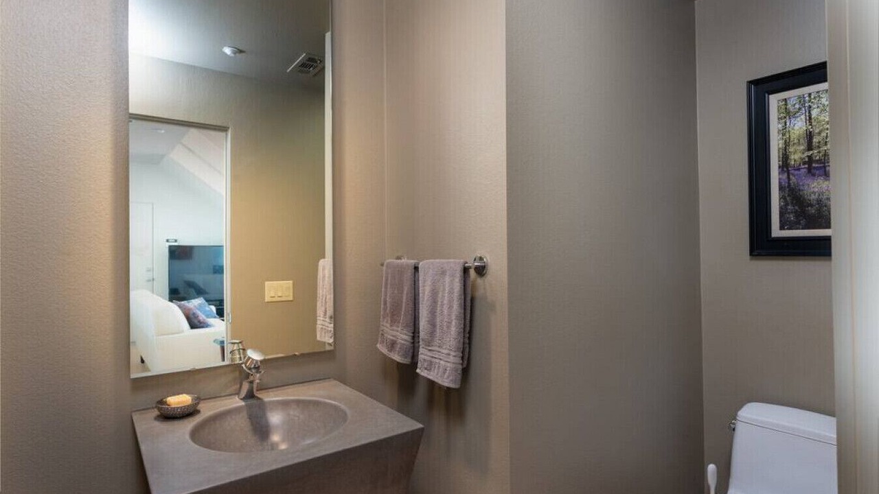 Photo of Bathroom in Baristo