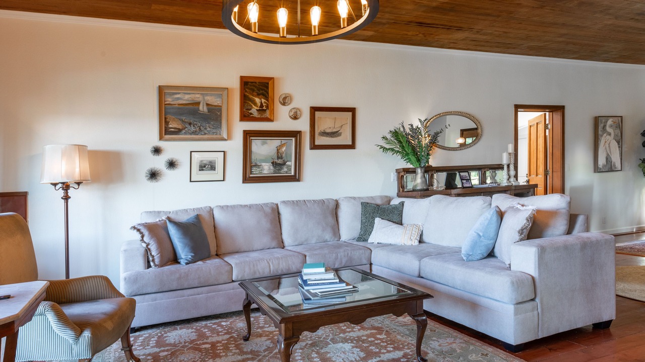 Photo of Livingroom in Albion