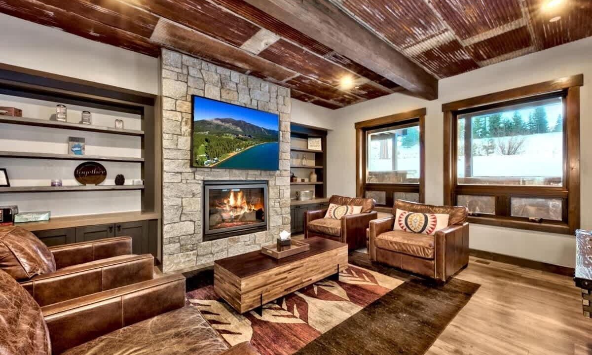 Photo of Livingroom in Truckee