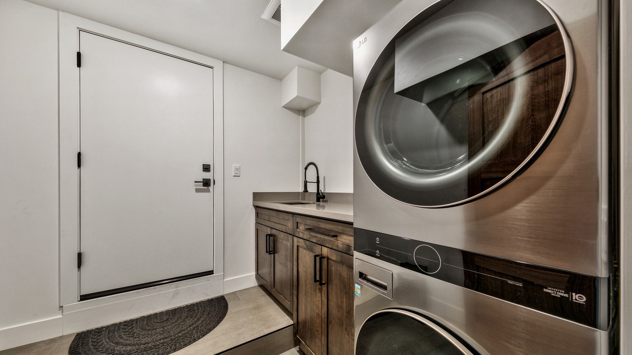 Photo of Bathroom in Al Tahoe
