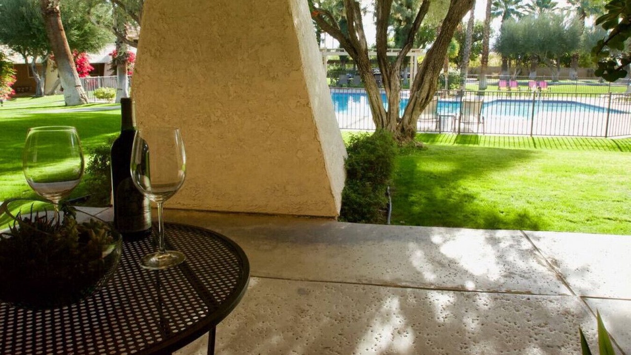 Photo of Outdoor in Racquet Club West