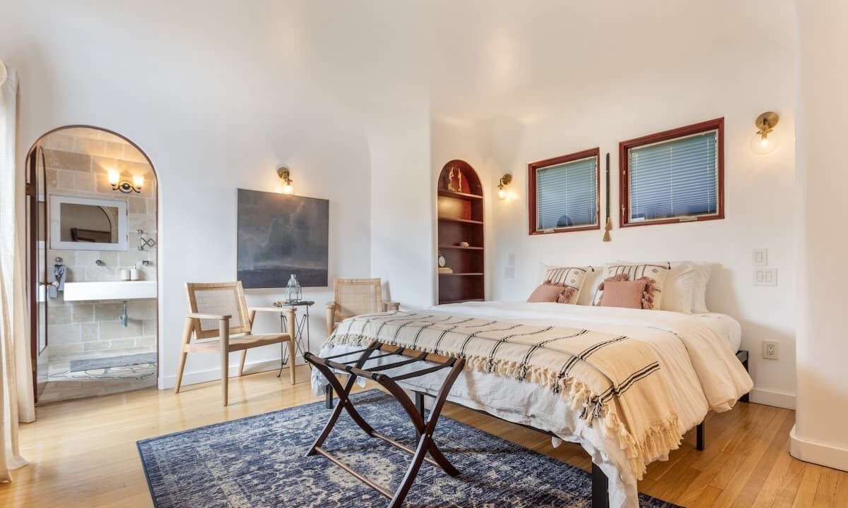 Photo of Bedroom in Hollywood