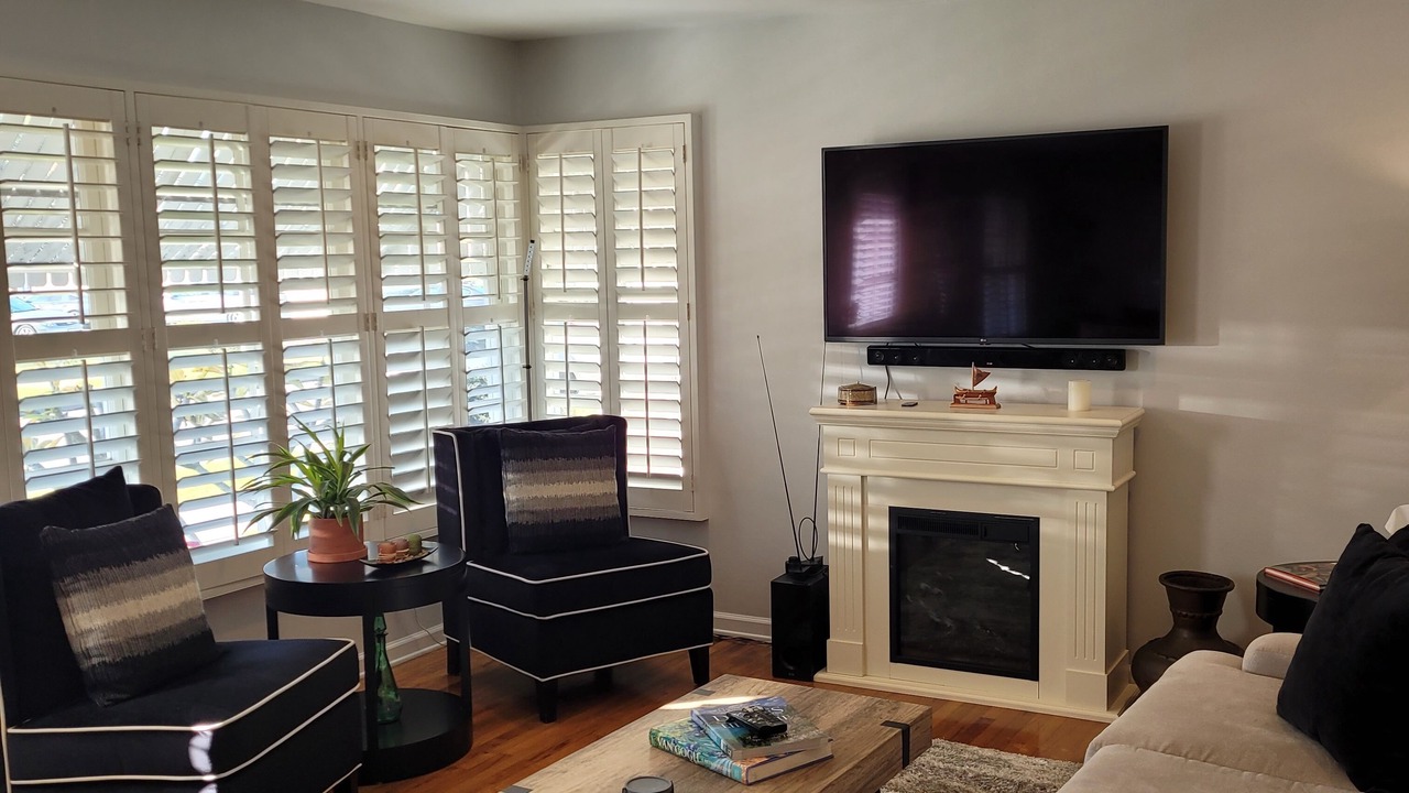 Photo of Livingroom in Belmont Park
